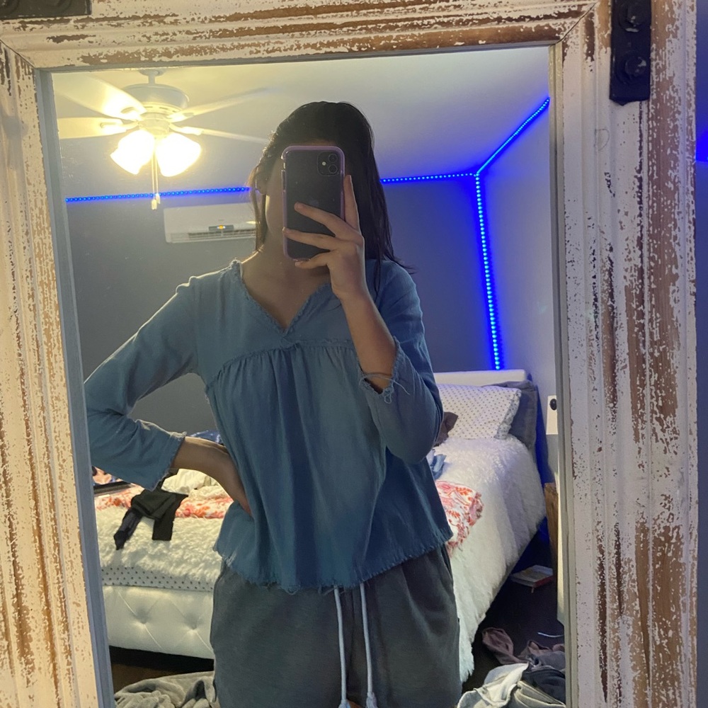 Aerie long sleeve blouse